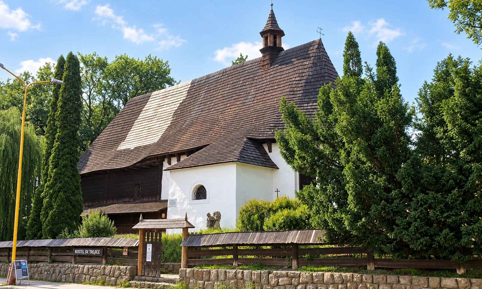 Kostel Nejsvětější Trojice ve Valašském Meziříčí